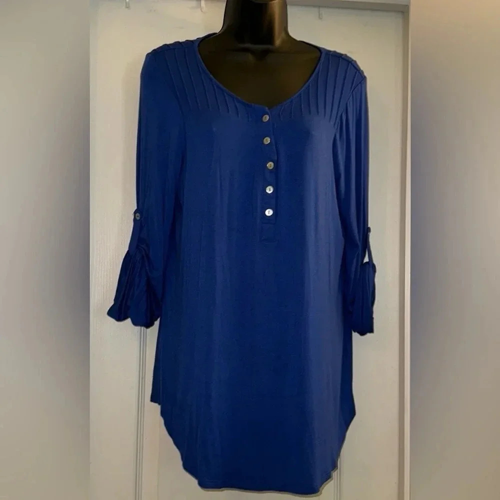Cable & Gauge Long Sleeve Top